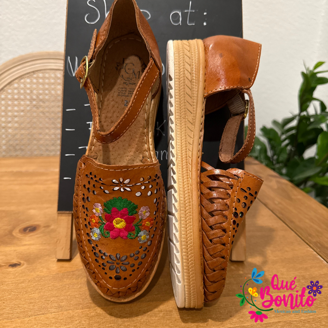 Hand Crafted Leather Huarache Size 8 USA