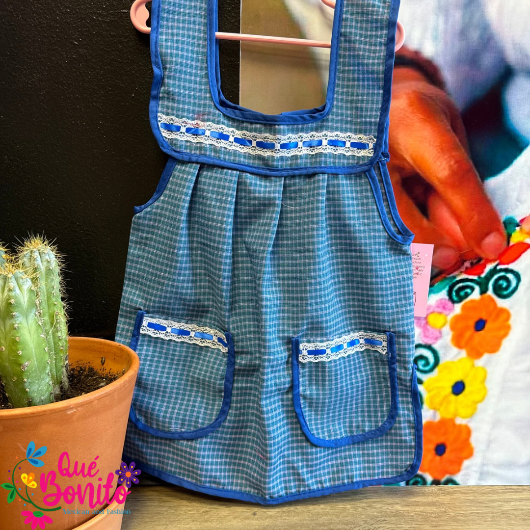 Size 8T Apron for Girls w/Pockets