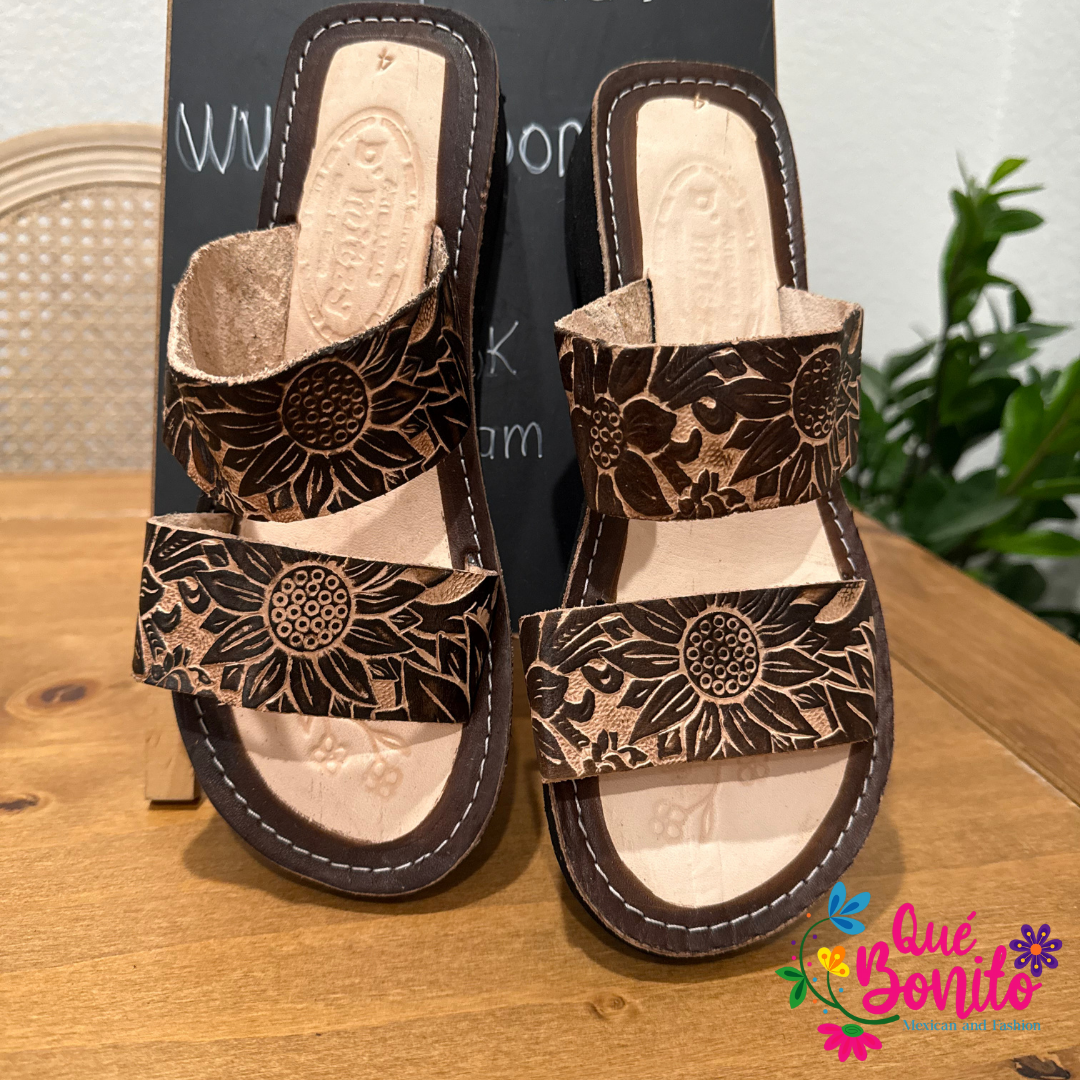 Hand Crafted Leather Huarache or Sandals Size 7 USA