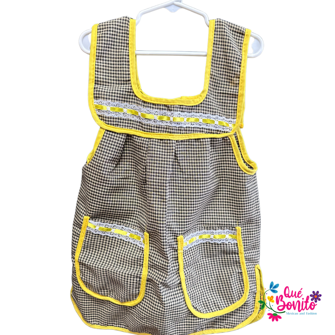 Size 8T Apron for Girls w/Pockets
