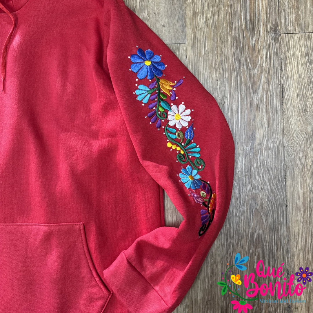 Sweatshirt with Hoodie and Pockets in the Front Embroidered.