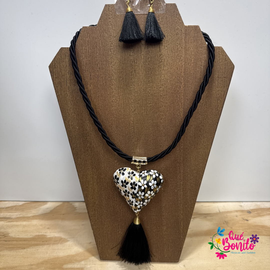 Handcrafted Heart Necklace Different Versatile Styles