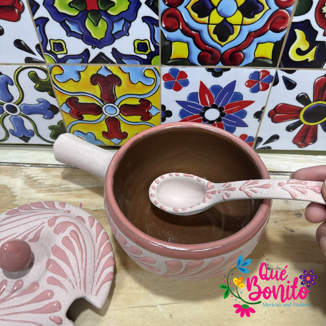 Bowl Handcrafted Pink or White with Handdle, Lid and Spoon Led Free