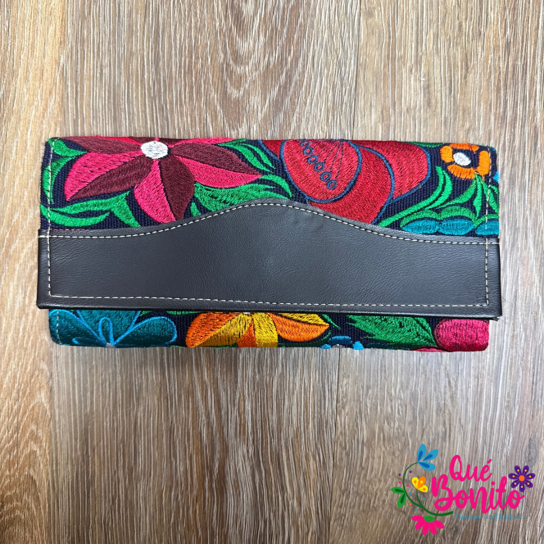 Leather Wallet Embroidered Que Bonito Mexican and Fashion