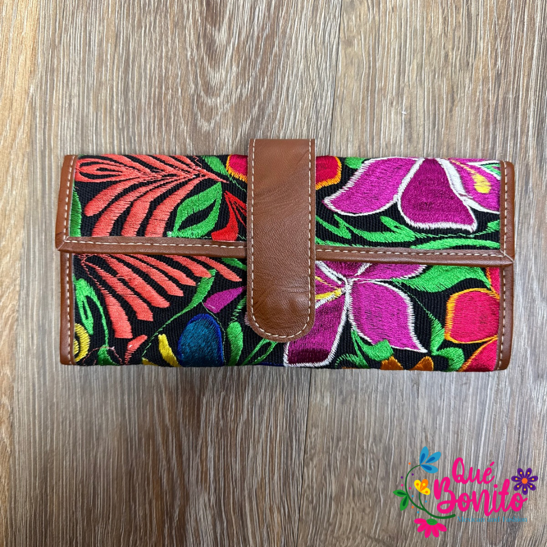 Leather Wallet Embroidered Que Bonito Mexican and Fashion