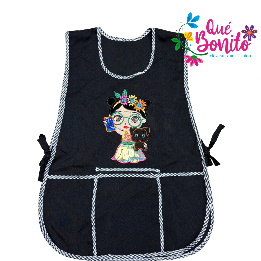 Catalina Polyester Apron Both Sides with Strings on the Side with Three Pockets and Zipper