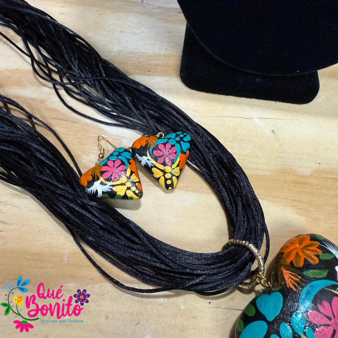 Handcrafted Heart Necklace Different Versatile Styles