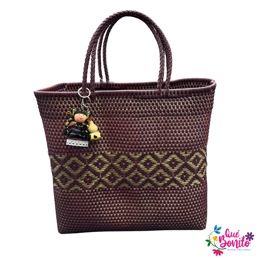 Extra Large Shopping Tote Hand Woven with Handle with Artisan Keychain.