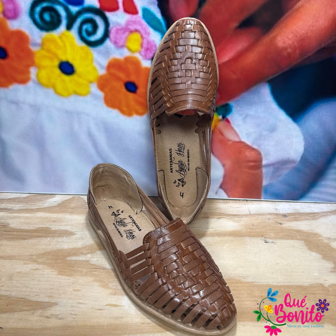 Hand Crafted Leather Huarache or Sandals Size 7 USA