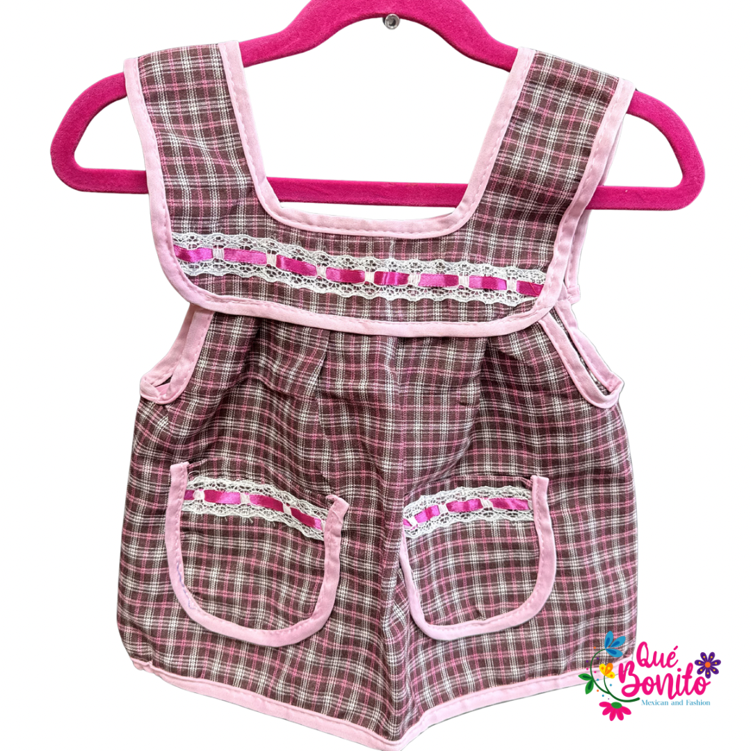Size 4T Apron with Two Pockets, Ribbons and Lace Accents