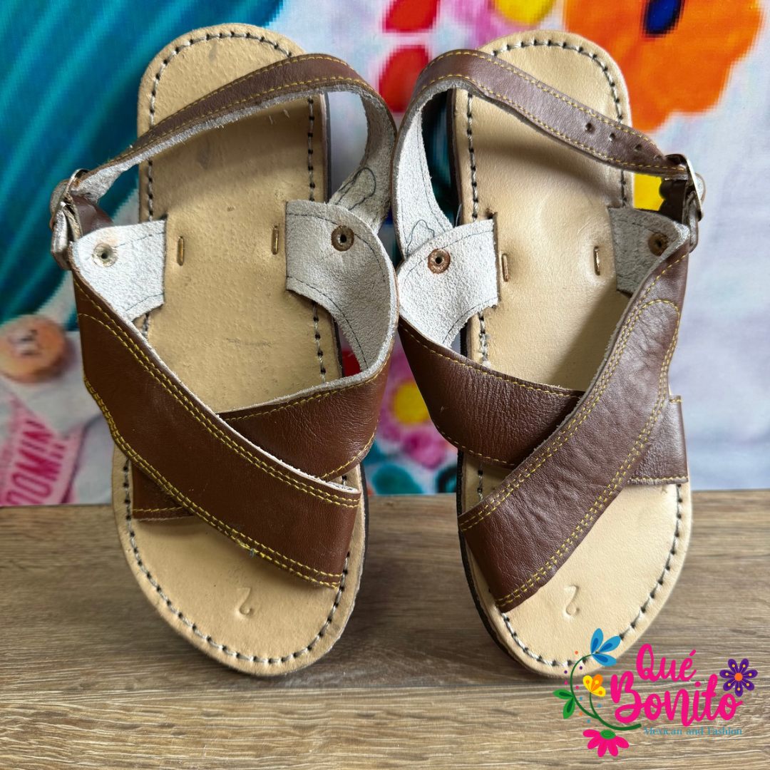 Hand Crafted Leather Huarache size 6 USA