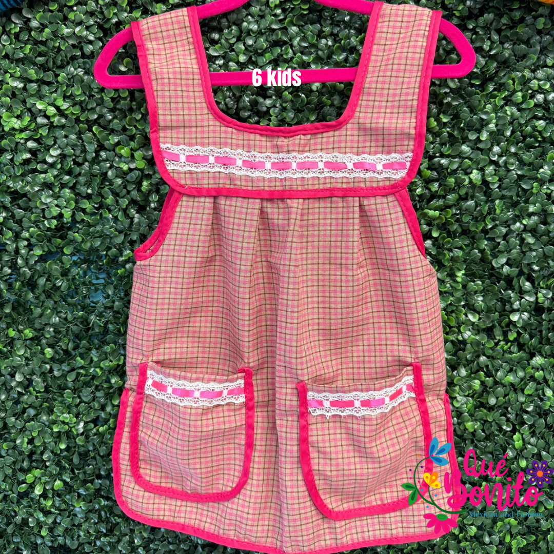 Size 6T Apron for Girls w/Pockets