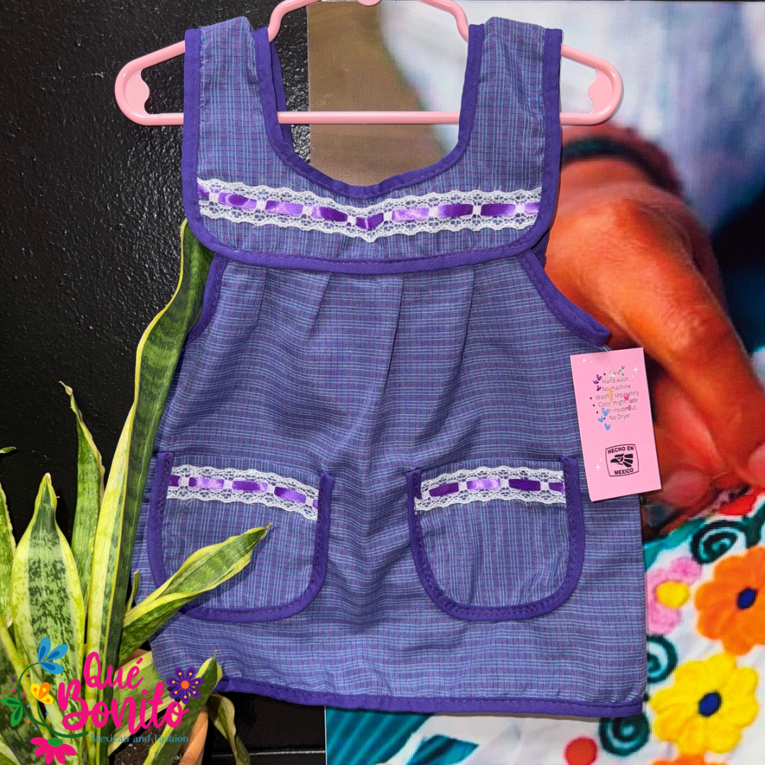 Size 4T Apron w/Pockets for kids
