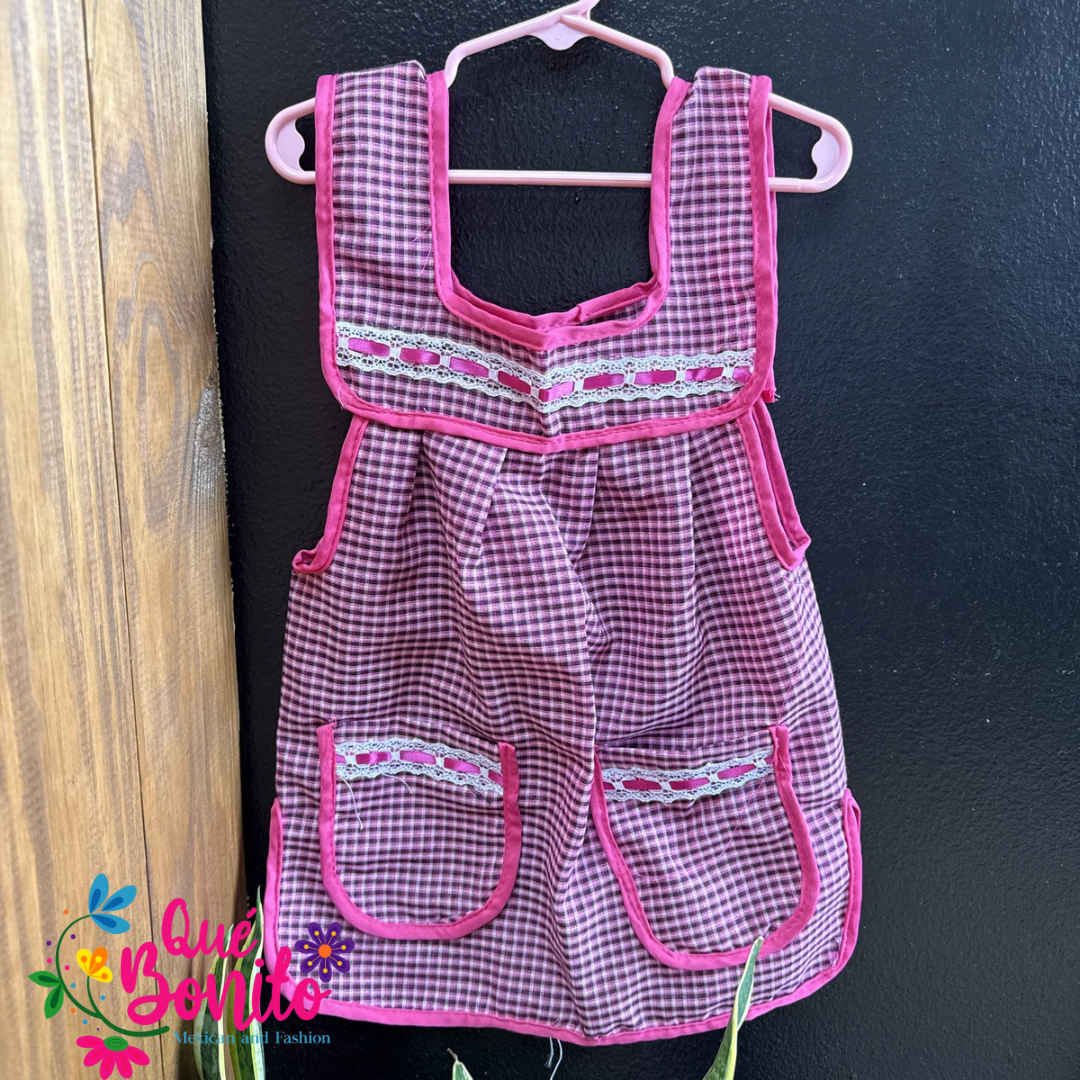 Size 6T Apron for Girls w/Pockets