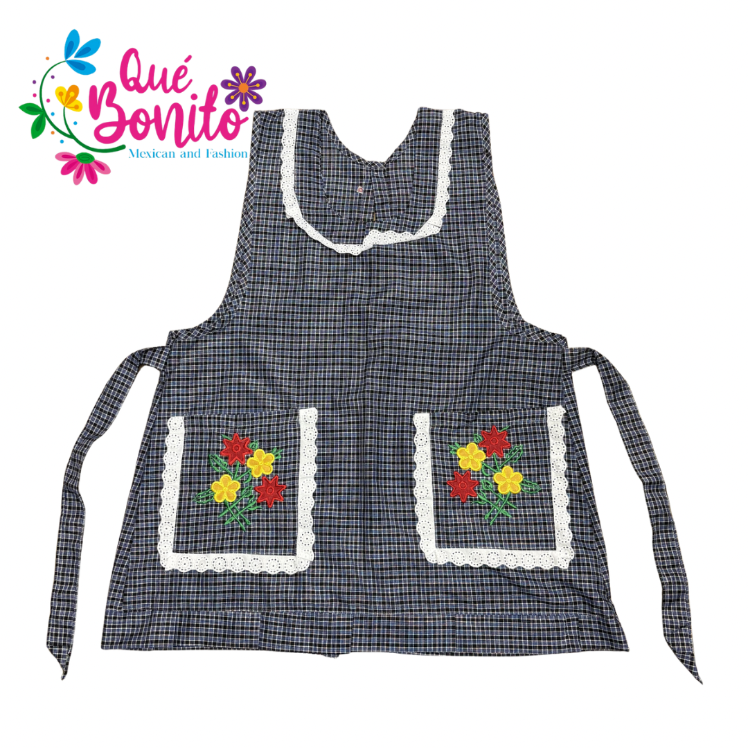 Polyester Maria Apron with Strings on the Side and Bottoms in the Back
