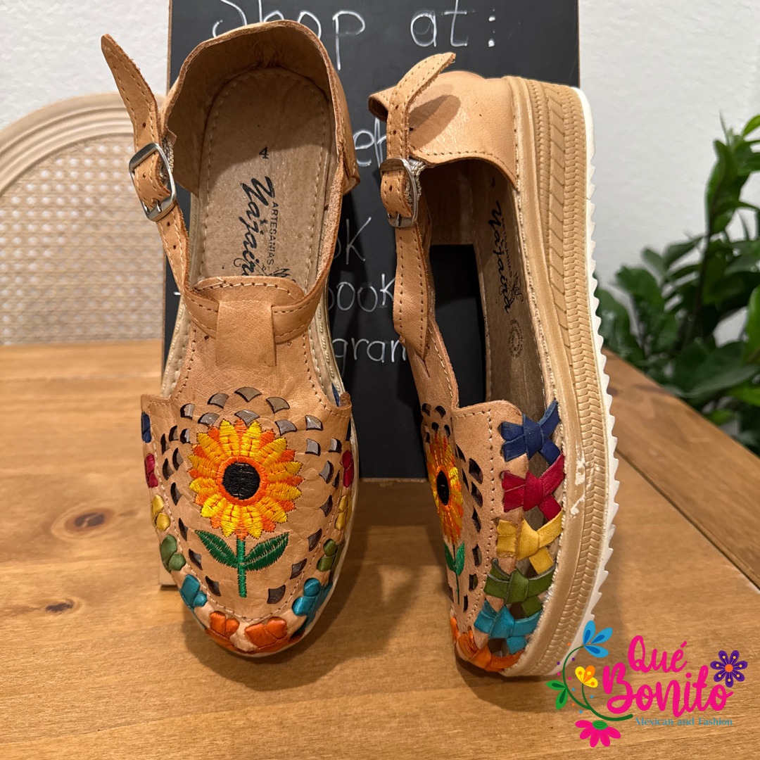 Hand Crafted Leather Huarache or Sandals Size 7 USA