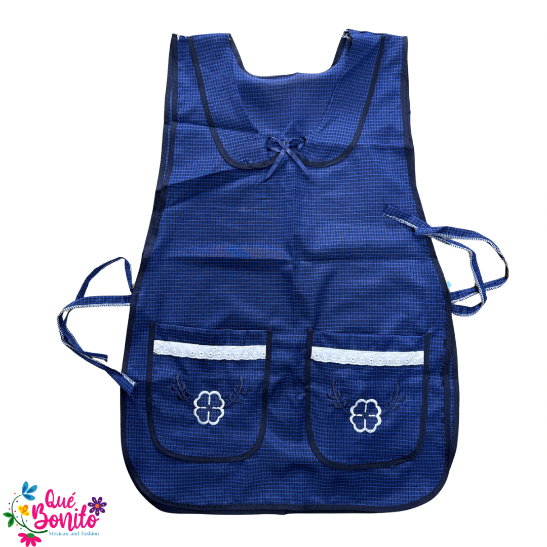 Titta Apron Traditional Style Two Pockets and Strings on the Side