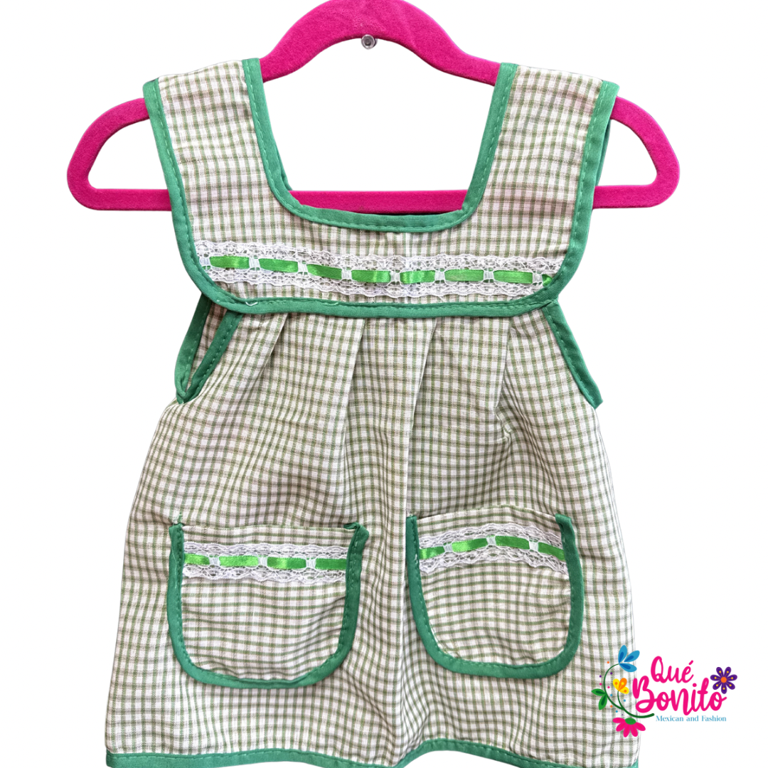 Size 4T Apron with Two Pockets, Ribbons and Lace Accents