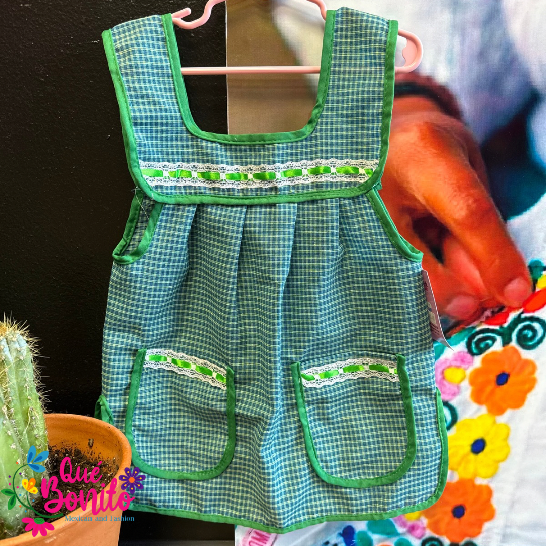 Size 6T Apron for Girls w/Pockets