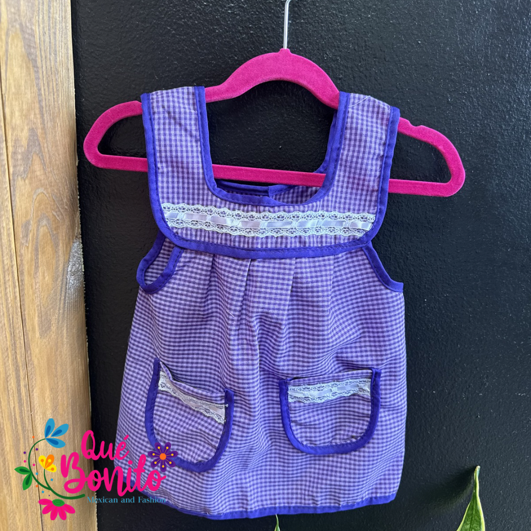Size 4T Apron with Two Pockets, Ribbons and Lace Accents