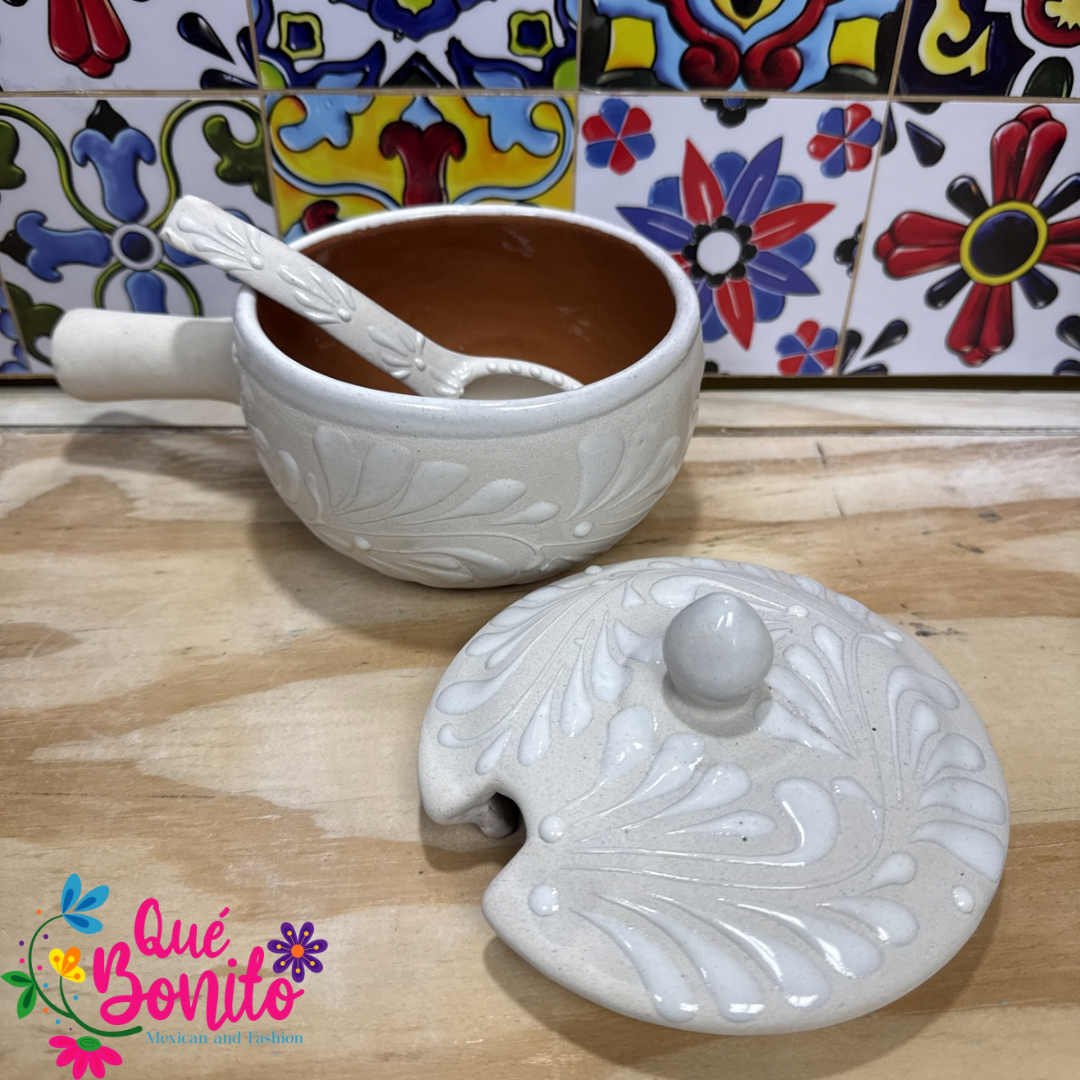 Bowl Handcrafted Pink or White with Handdle, Lid and Spoon Led Free