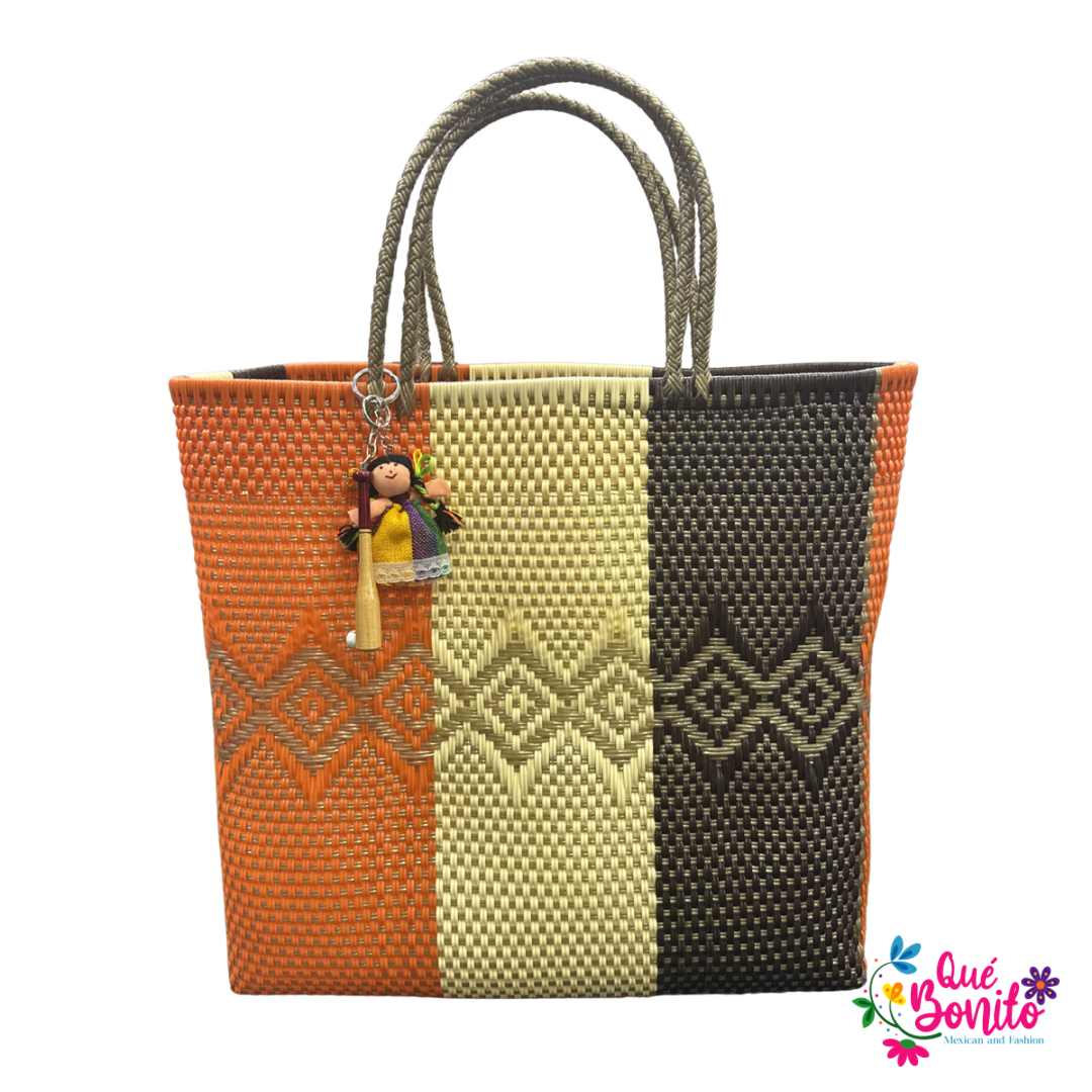Extra Large Shopping Tote Hand Woven with Handle with Artisan Keychain.