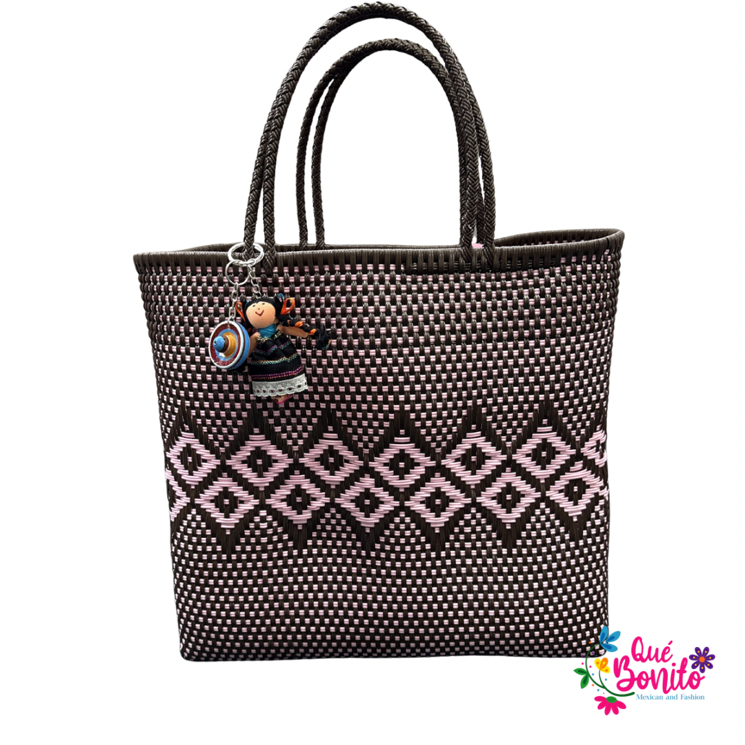 Extra Large Shopping Tote Hand Woven with Handle with Artisan Keychain.