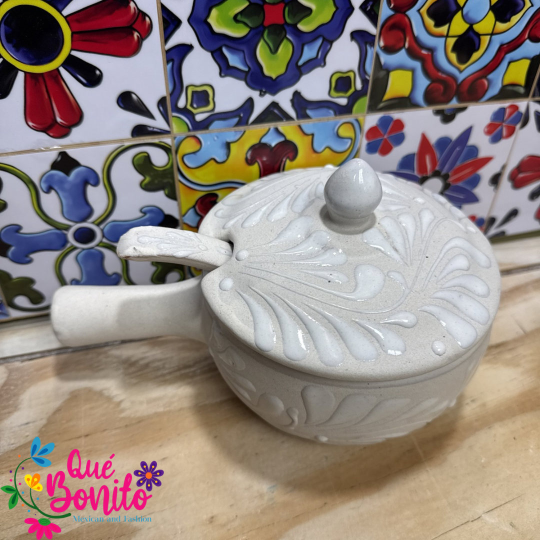 Bowl Handcrafted Pink or White with Handdle, Lid and Spoon Led Free