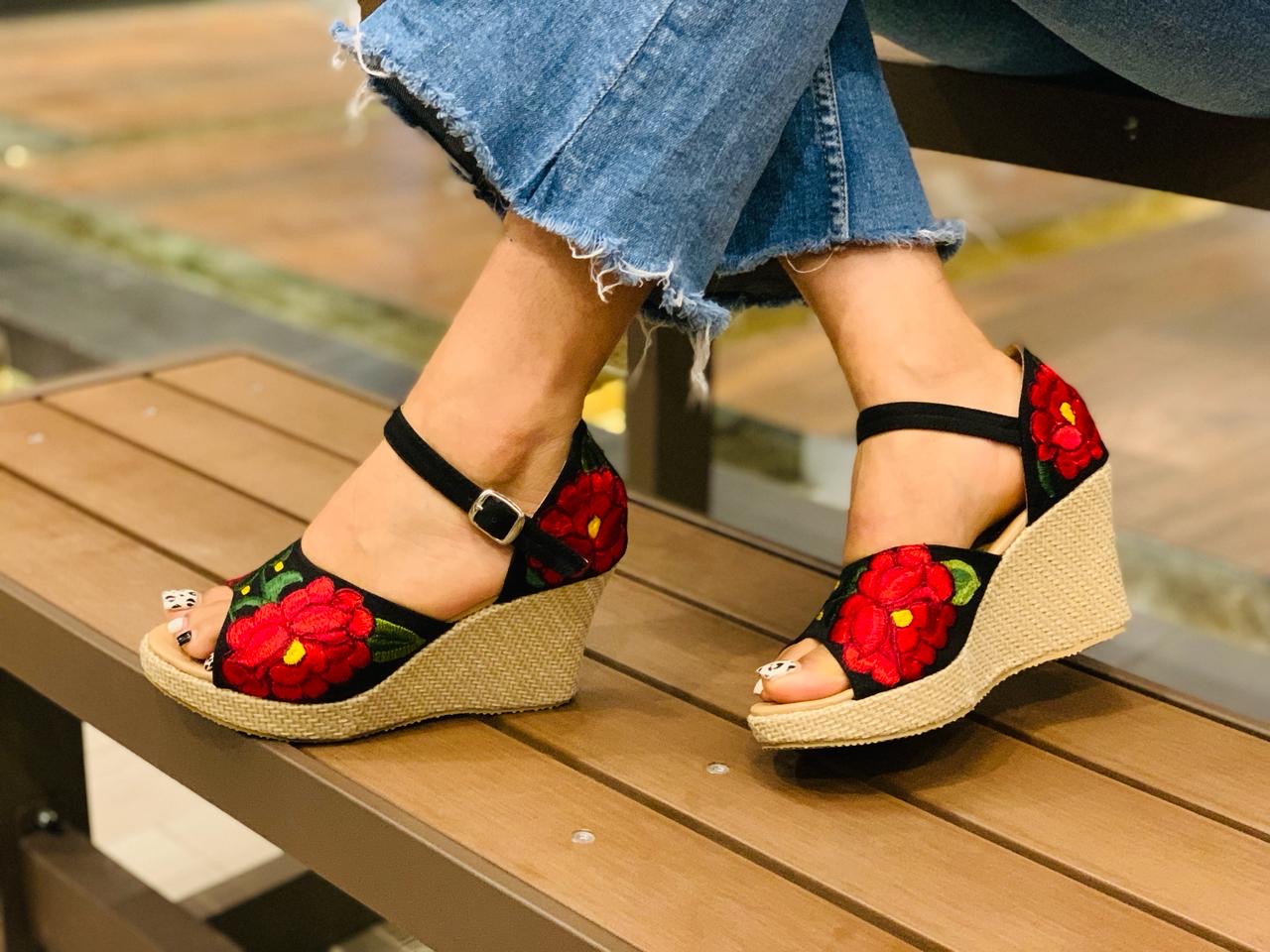 Rosa Embroidered Heel Que Bonito Mexican and Fashion