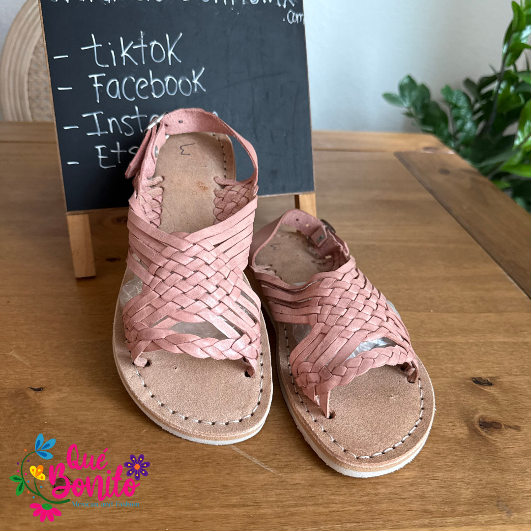 Hand Crafted Leather Huarache size 6 USA