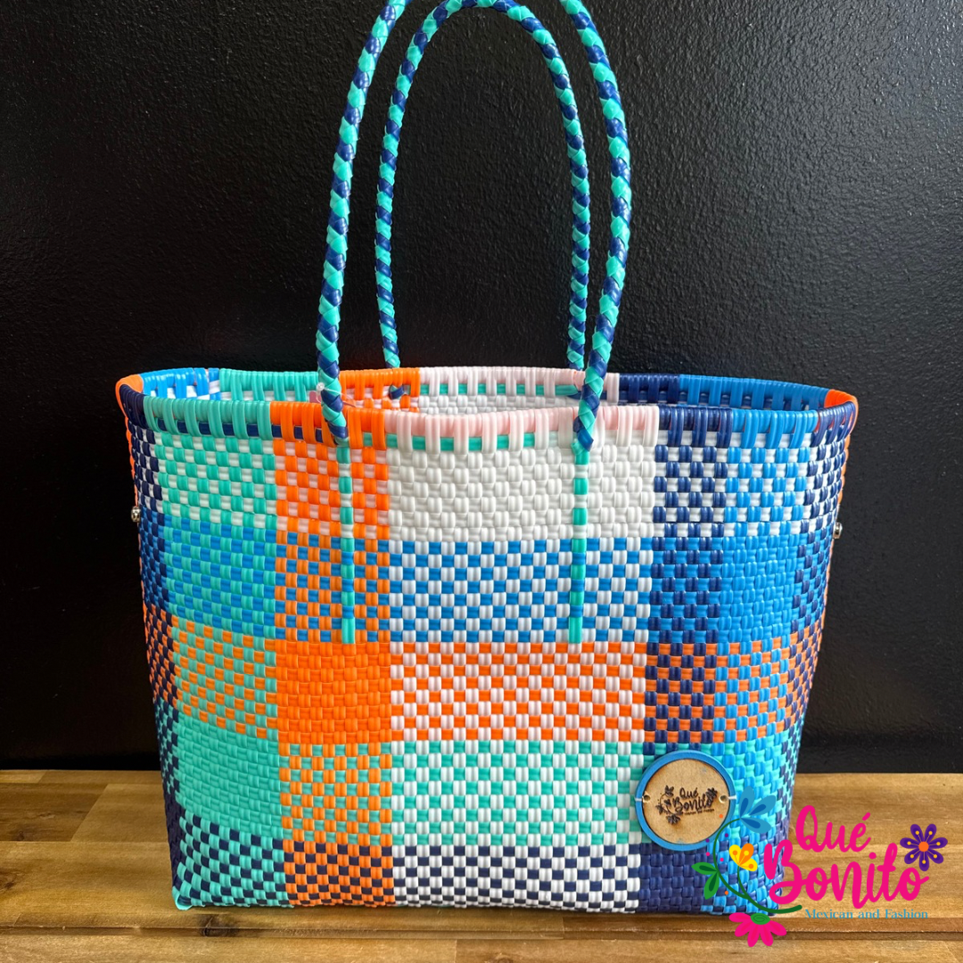 Hand Made Hand Bags Woven Recicled Plastic Que Bonito Mexican and Fashion