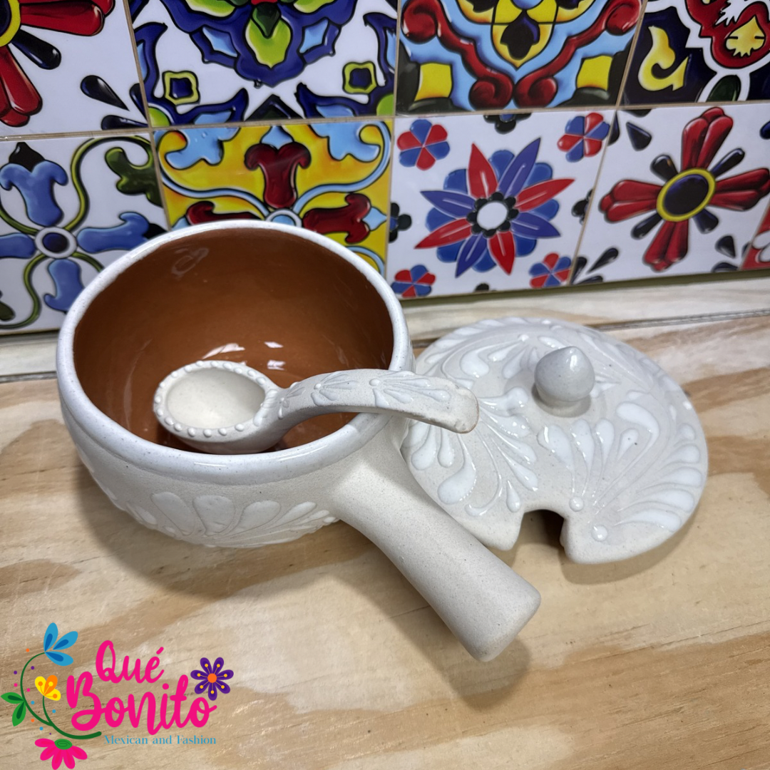 Bowl Handcrafted Pink or White with Handdle, Lid and Spoon Led Free