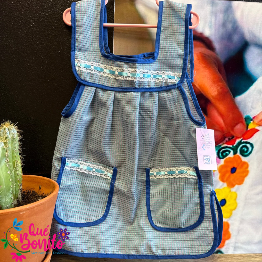 Size 8T Apron for Girls w/Pockets