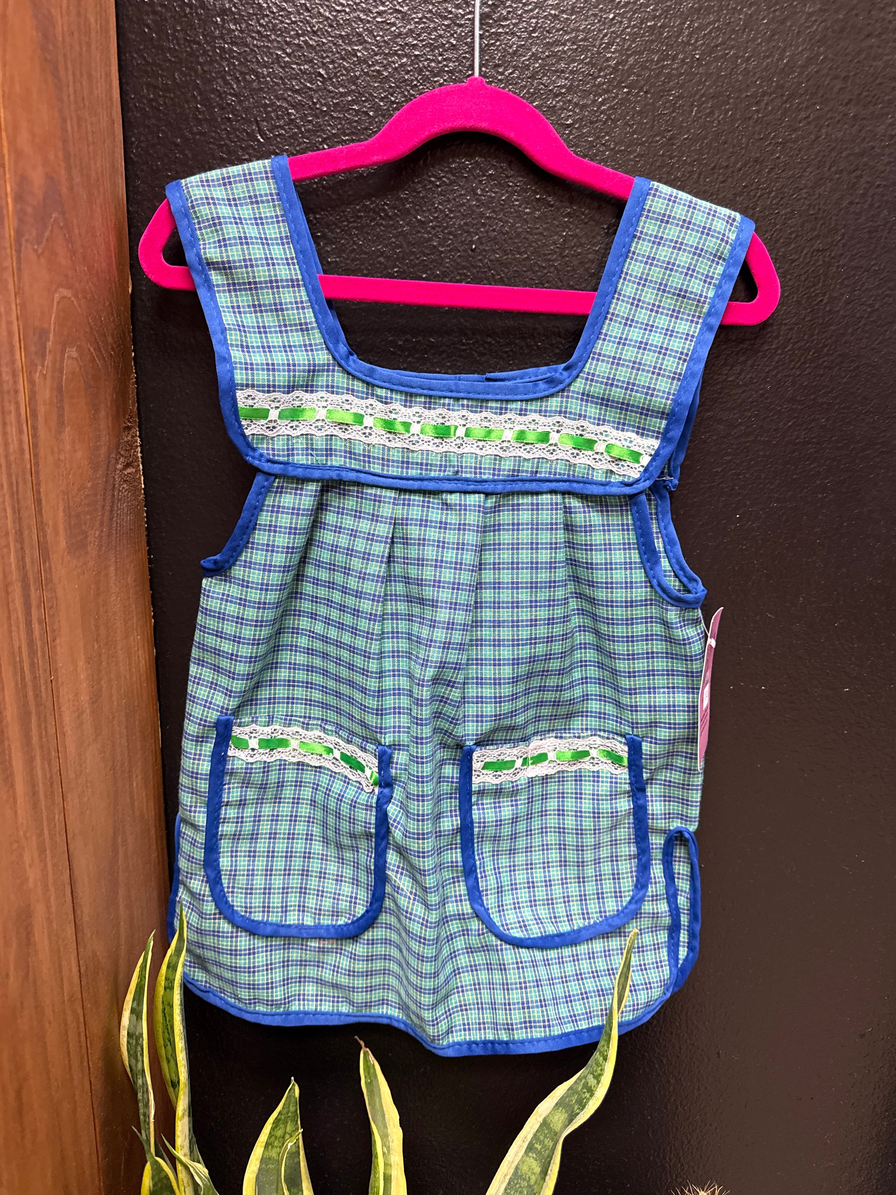 Size 6T Apron for Girls w/Pockets