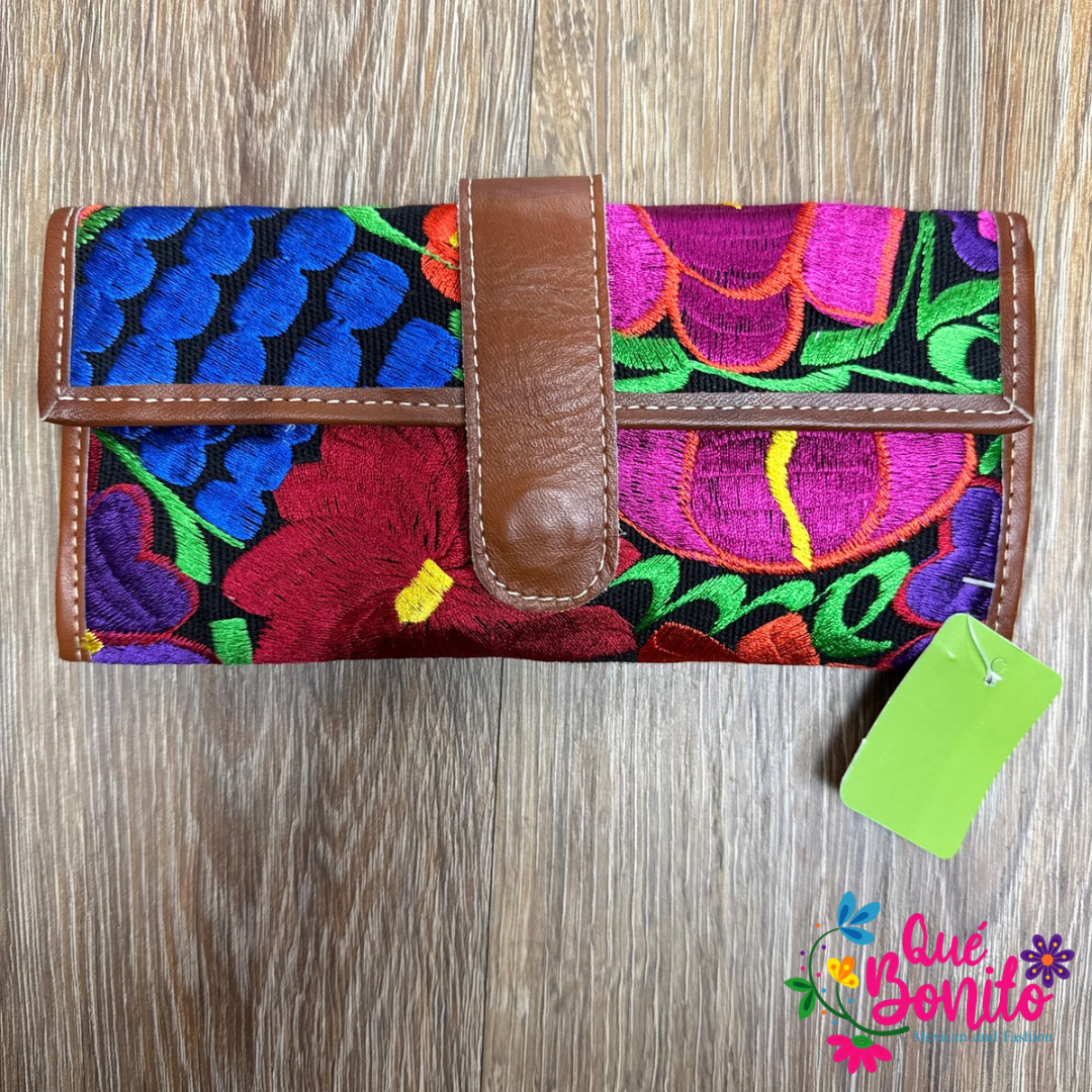 Leather Wallet Embroidered Que Bonito Mexican and Fashion
