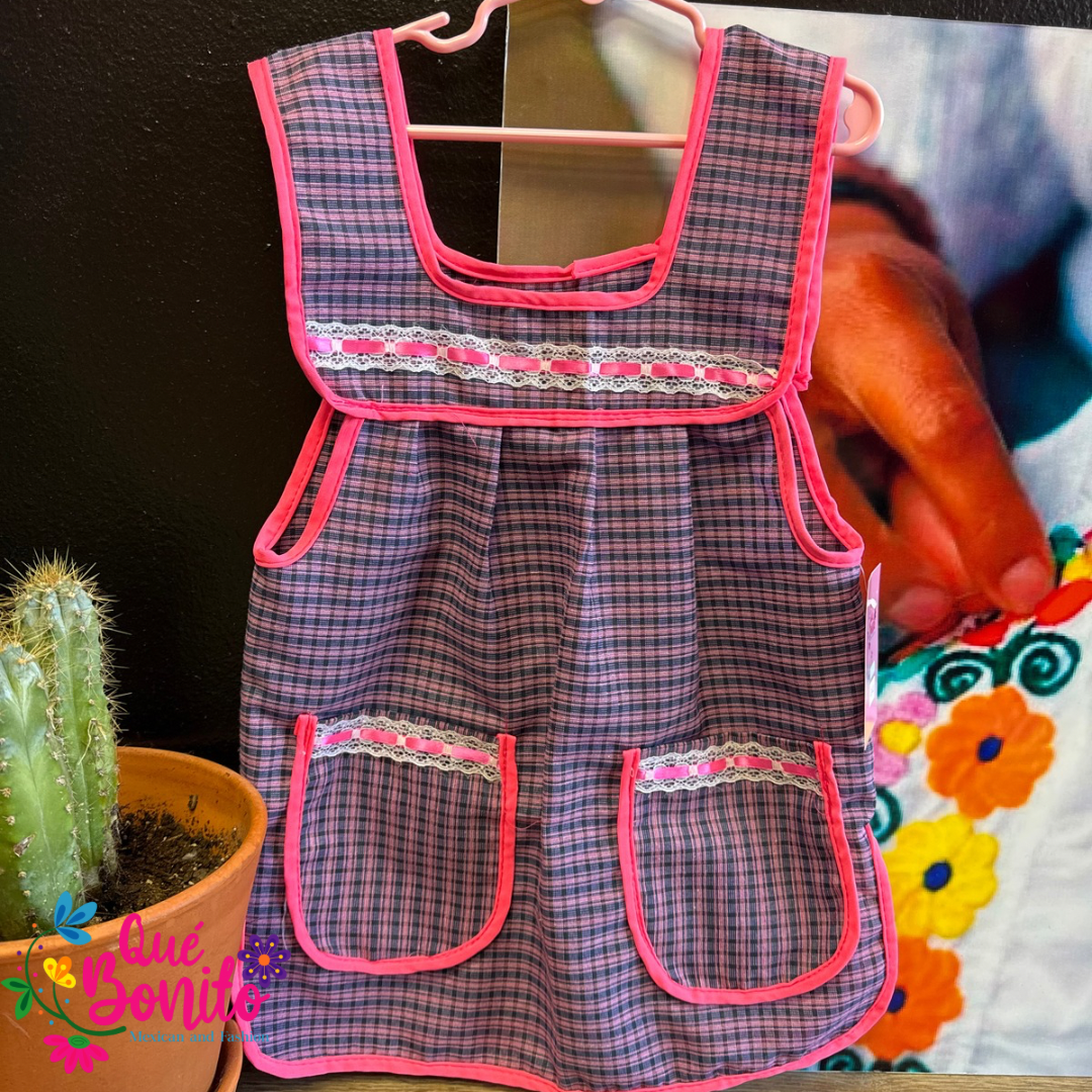 Size 8T Apron for Girls w/Pockets