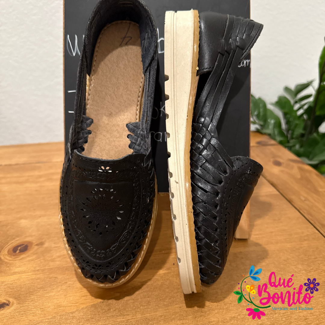 Hand Crafted Leather Huarache Size 8 USA