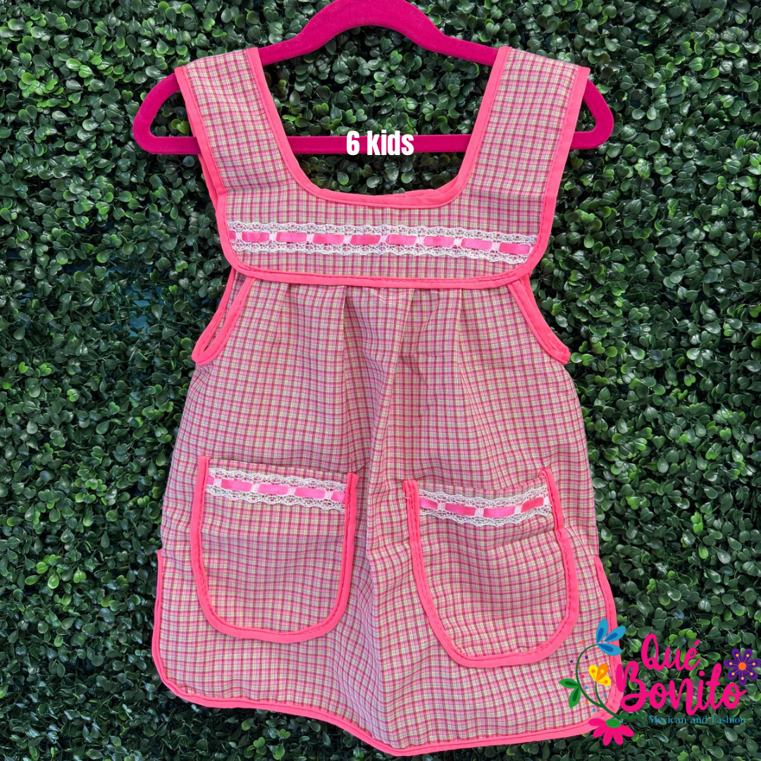 Size 6T Apron for Girls w/Pockets