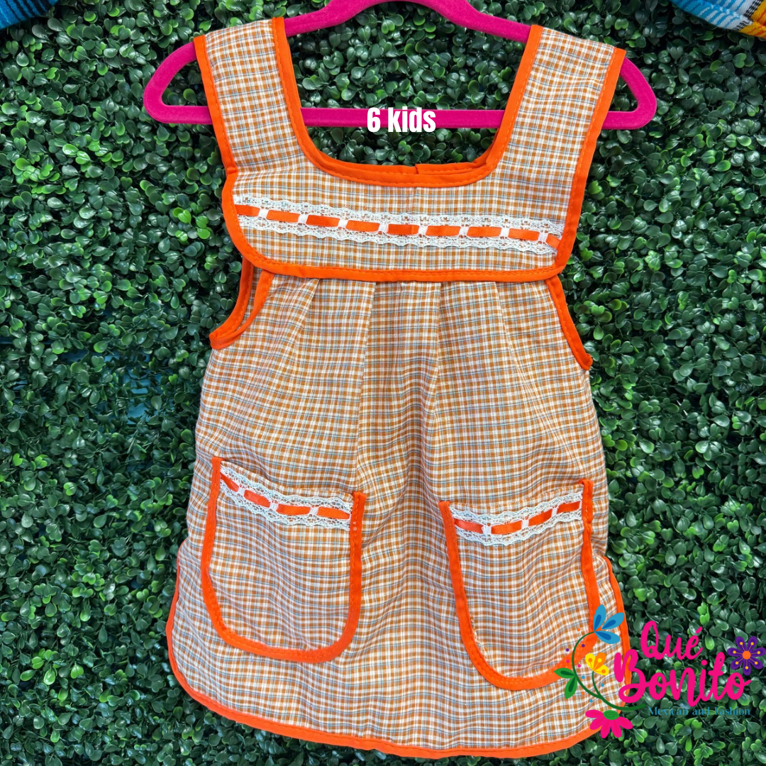 Size 6T Apron for Girls w/Pockets